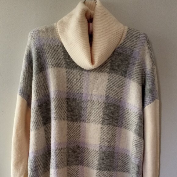 'LOFT' Cowl neck oversized Plaid Sweater Size S NWOT - Picture 1 of 12